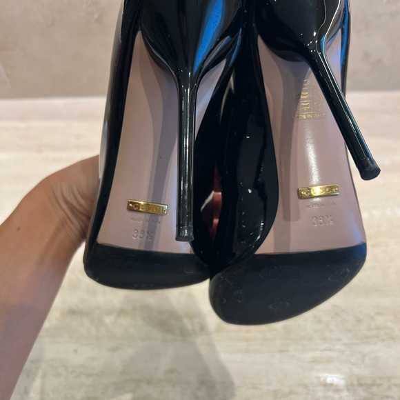 Gucci black patent leather sandals size 38.5 - Picture 2 of 3